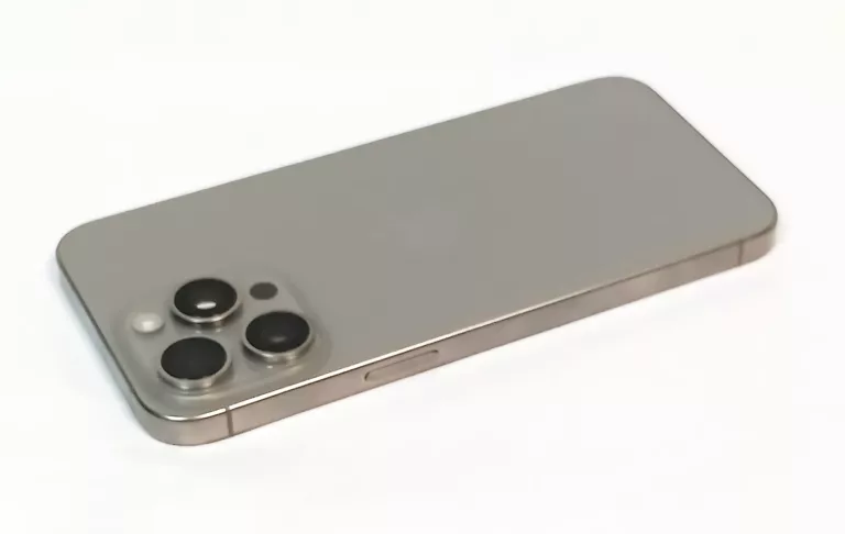 TELEFON APPLE IPHONE 15 PRO MAX KOMPLET