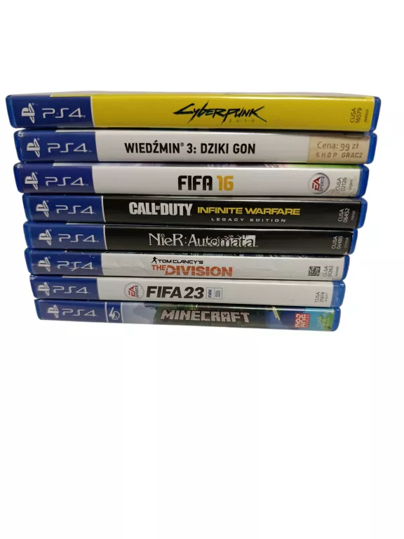 KONSOLA PS4 PRO 1TB ( CUH 7016B ) + 2 PADY I 7 GIER