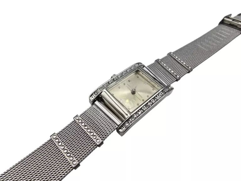 SREBRNY ZEGAREK LBVYR