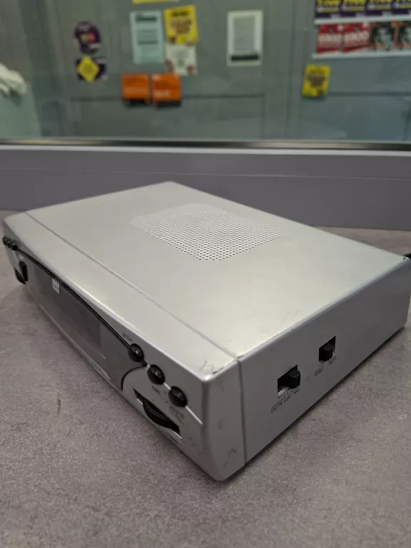 RADIO KUCHENNE PODWIESZANE HERU