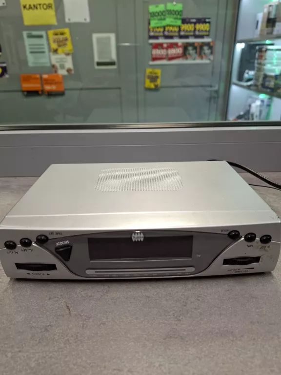 RADIO KUCHENNE PODWIESZANE HERU