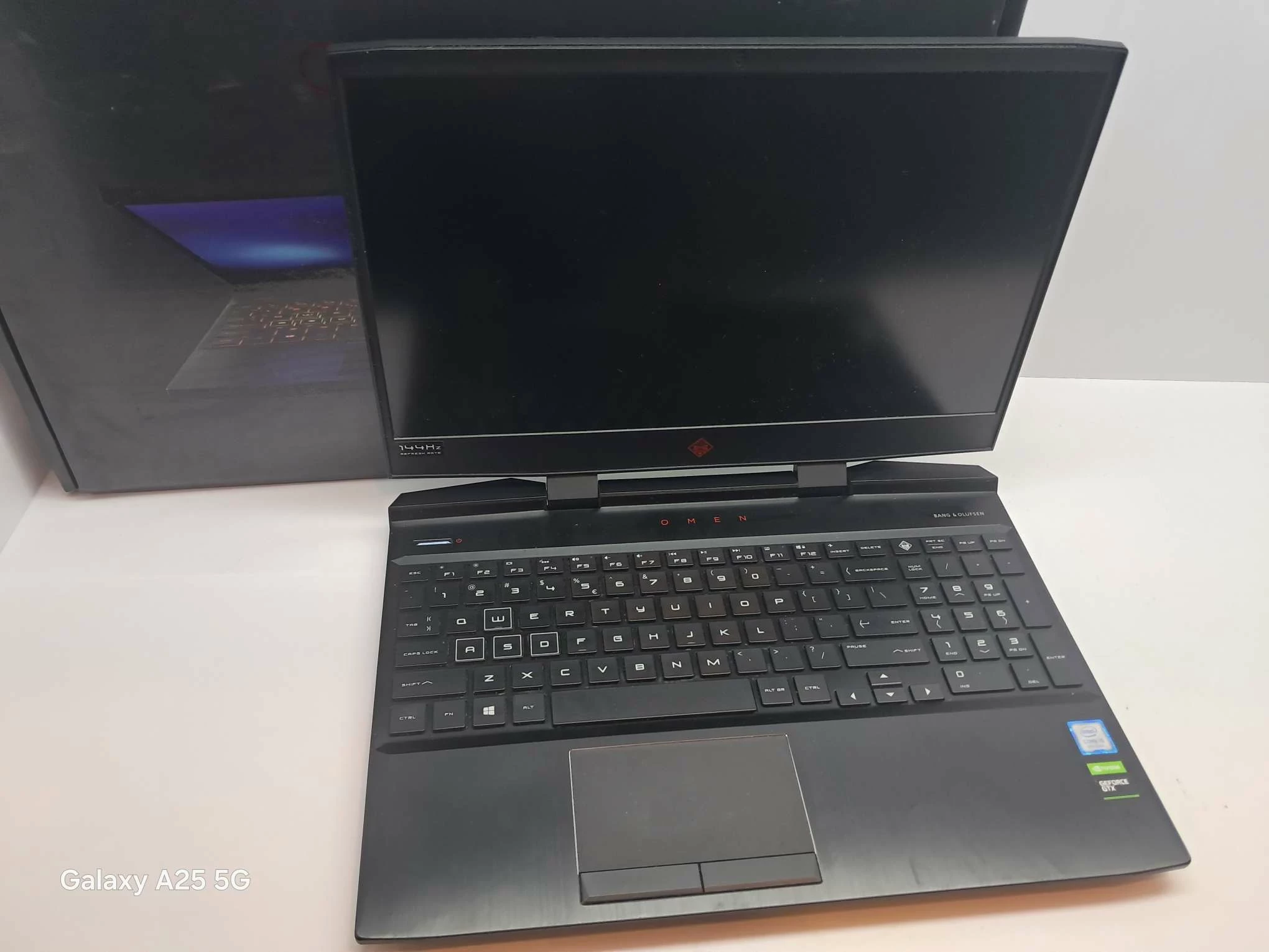 laptop-hp-omen-15-1065-nzw-256-ssd-15-tb-pud-ean-gtin-194441630589