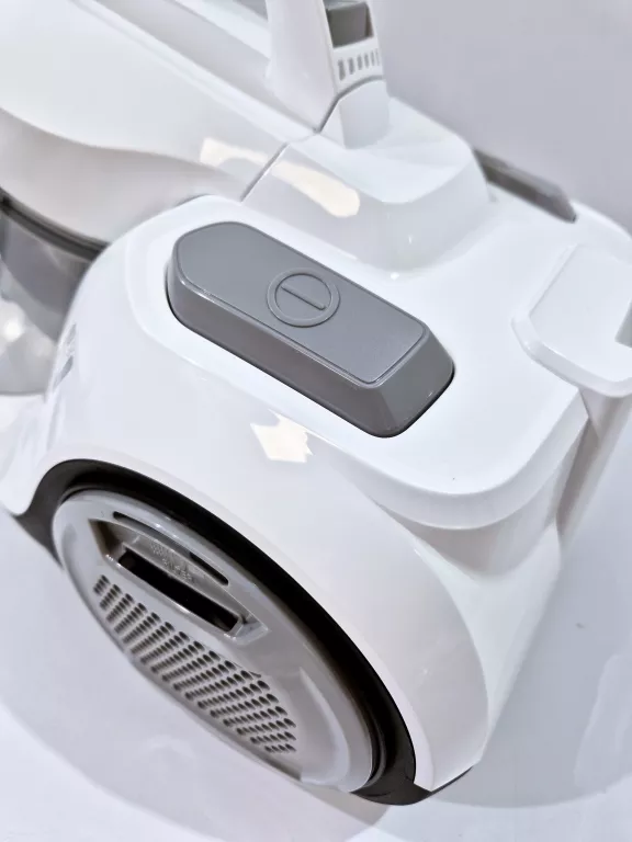 ODKURZACZ ROWENTA BEZWORKOWY 2917EA 900W