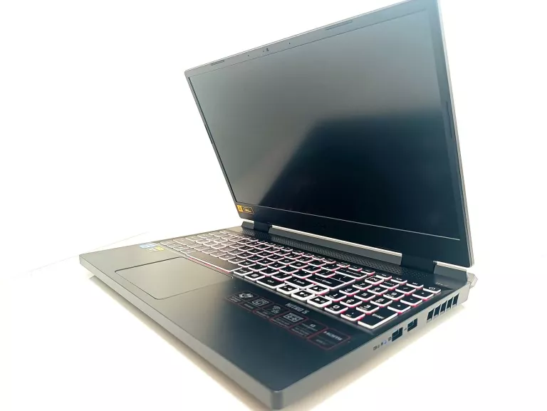 LAPTOP ACER NITRO 5  INTEL CORE I7-12650H 16GB 1TB SSD RTX4060 WIN11 HOME