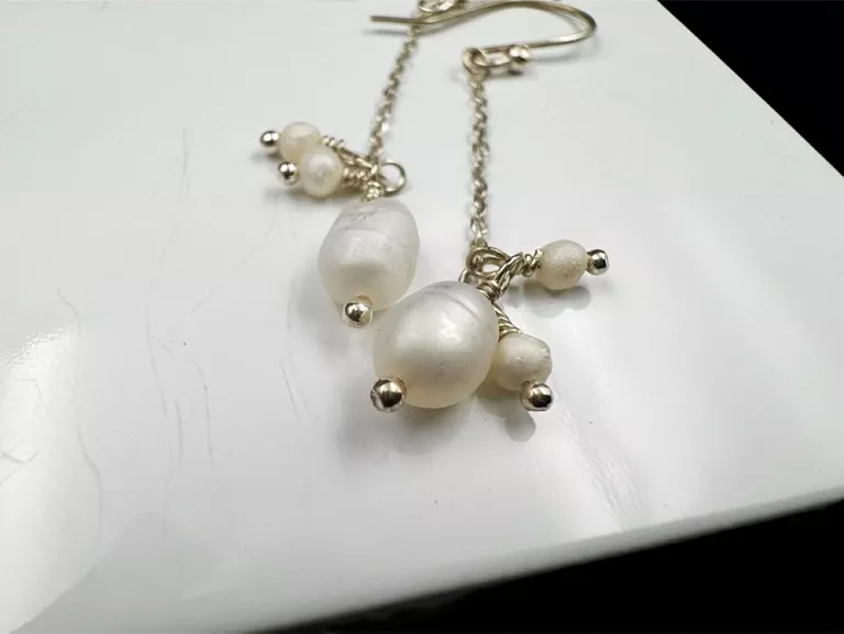 PIĘKNE SREBRNE KOLCZYKI PR. 925 W. 1,12G