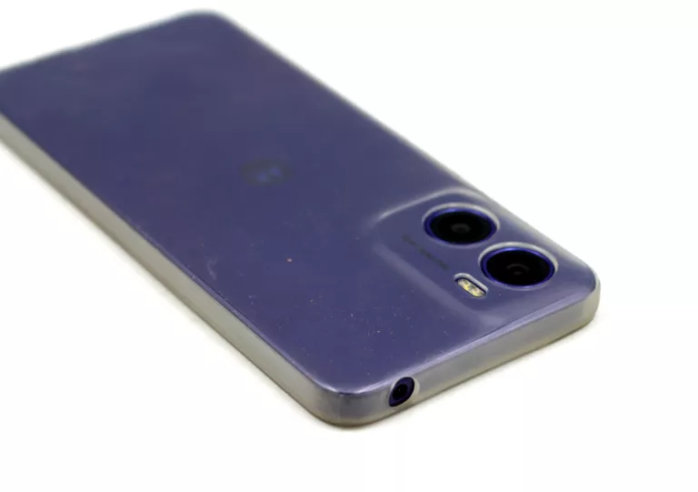 TELEFON MOTOROLA MOTO E15 2GB/64GB OPIS