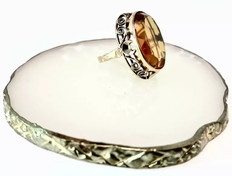 PIĘKNY ZŁOTY PIERŚCIEŃ Z BURSZTYNOWĄ CYRKONIĄ P585 15,08GR R.19