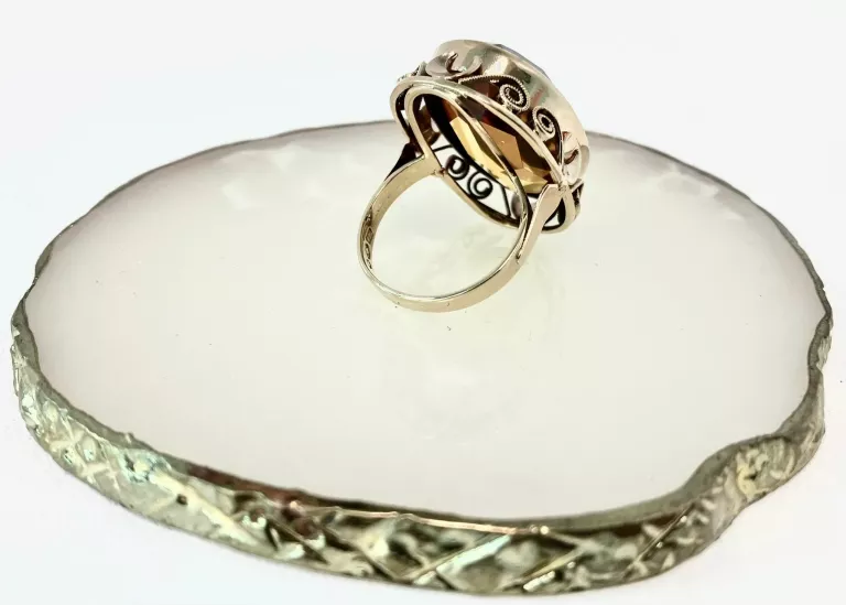 PIĘKNY ZŁOTY PIERŚCIEŃ Z BURSZTYNOWĄ CYRKONIĄ P585 15,08GR R.19