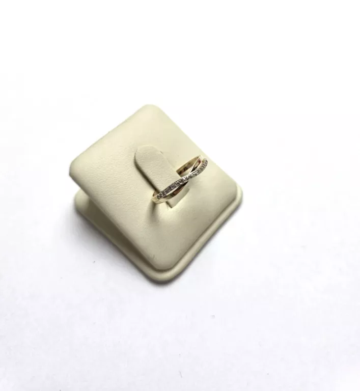 ZŁOTY PIERŚCIONEK 585 1,15G R11