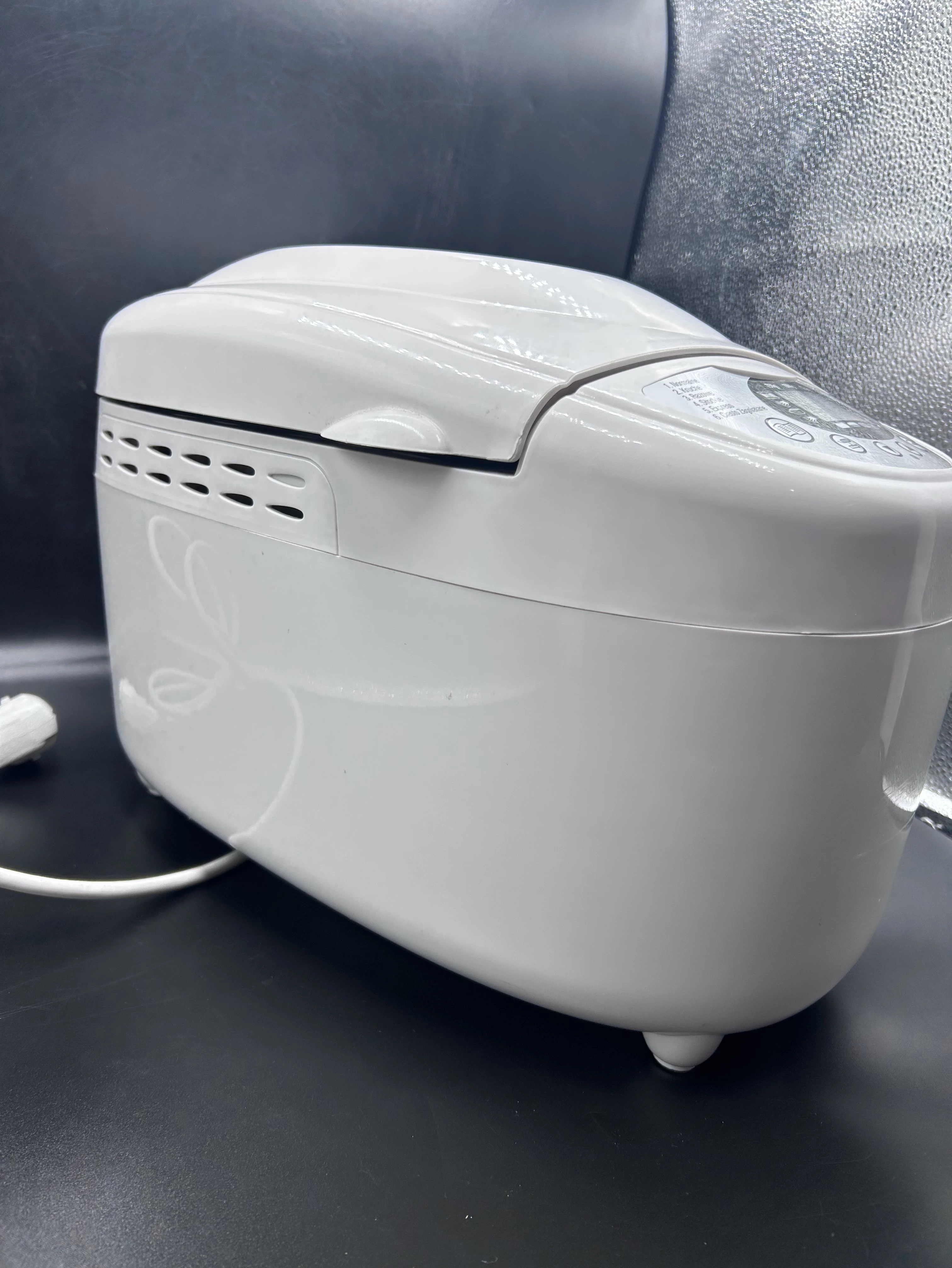 wypiekaczpiec-do-chleba-silvercrest-sbb-850-a1-moc-85000