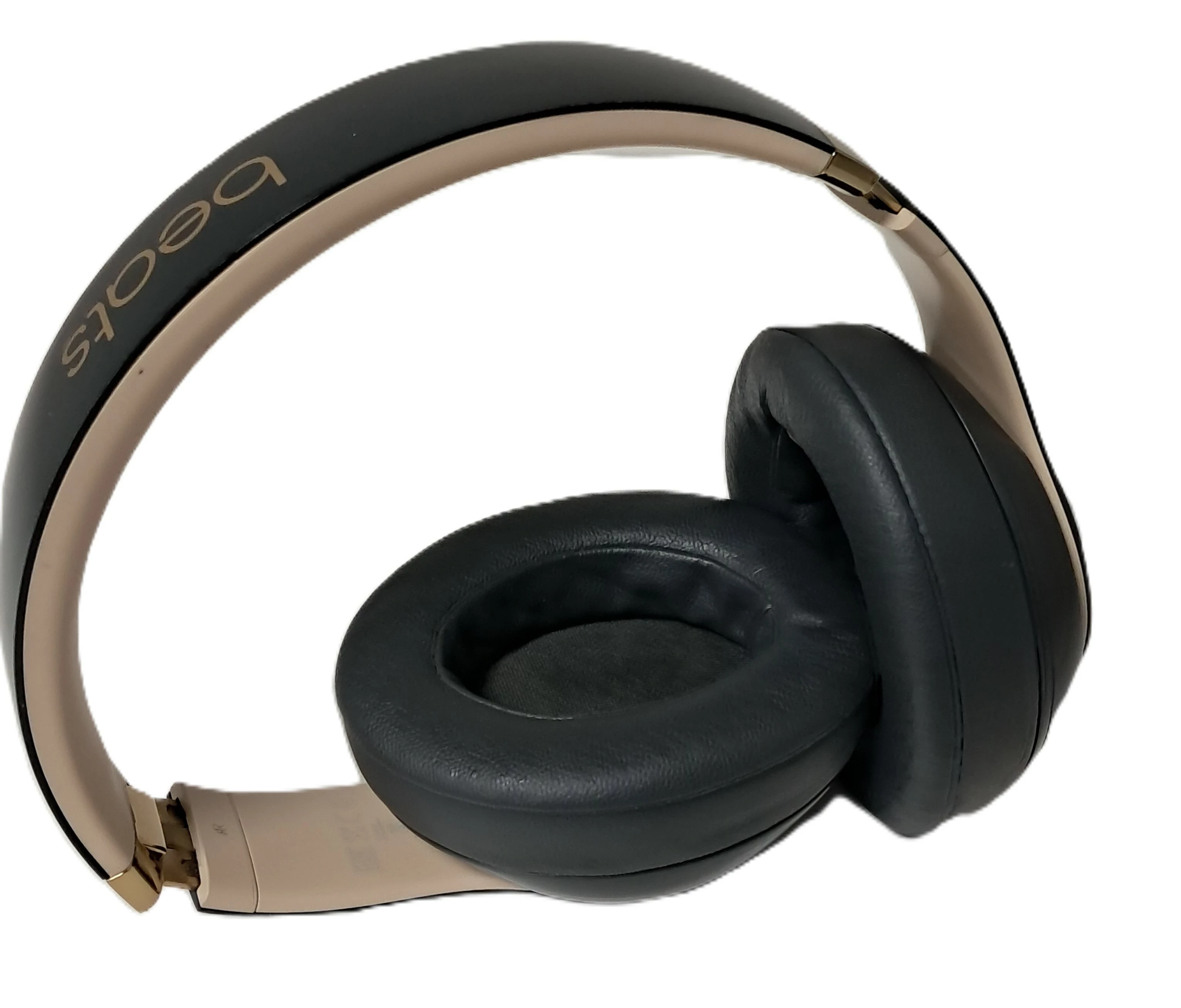 sluchawki-bezprzewodowe-nauszne-beats-studio3-wireless-by-dr-dre-kolor-dominujacy-129357-3