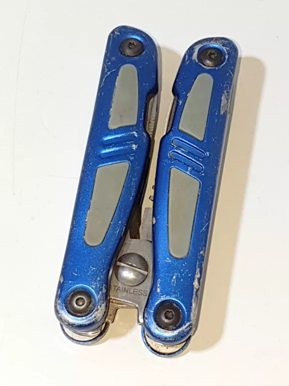 MULTITOOL ŚCIĄGACZ IZOLACJI