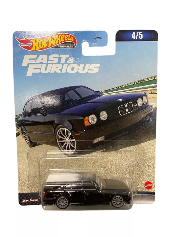 HOT WHEELS PREMIUM SZYBCY I WŚCIEKLI BMW M5 SAMOCHODZIK HKD28