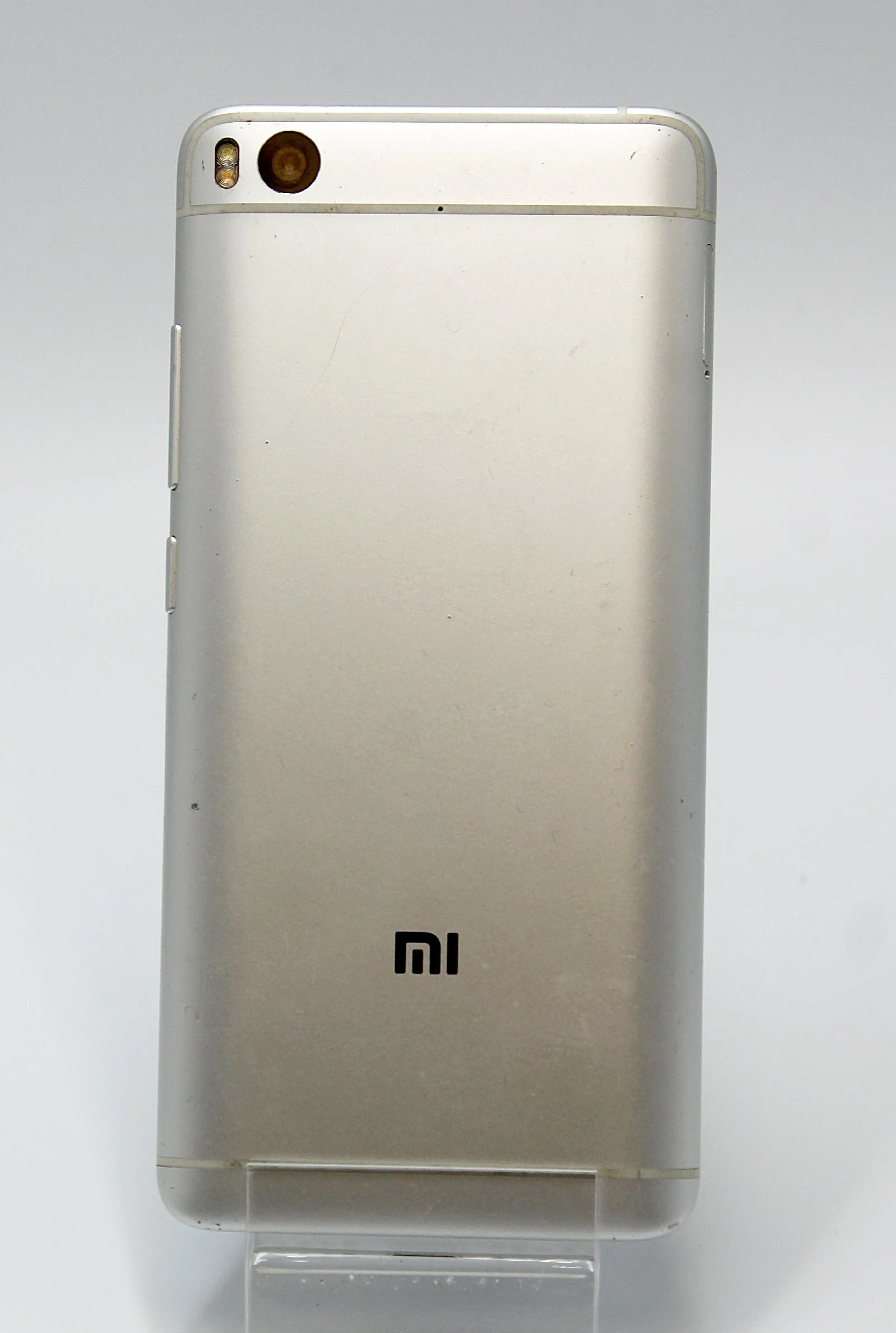 telefon-xiaomi-mi-5s-364gb-szary-dual-sim-kod-producenta-2015711