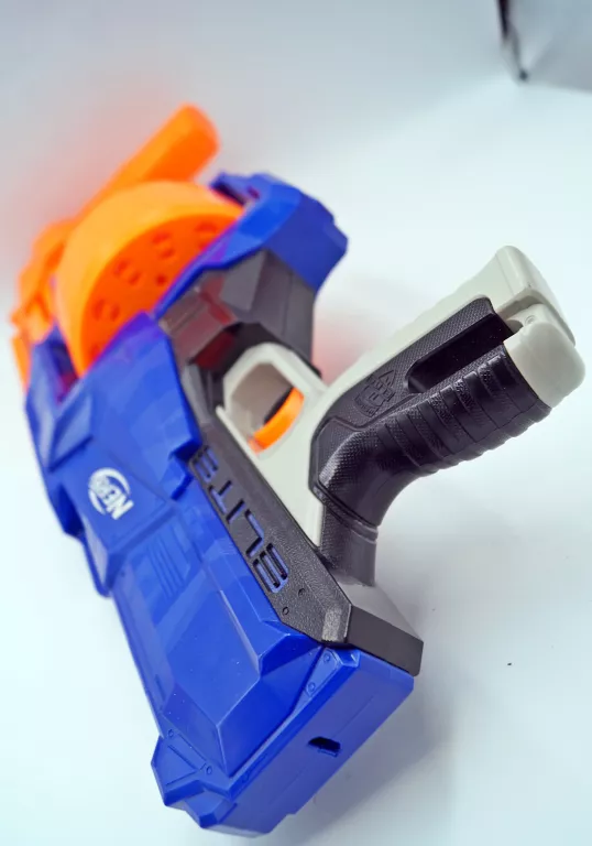 PISTOLET NERF N-STRIKE ELITE SURGEFIRE E0011
