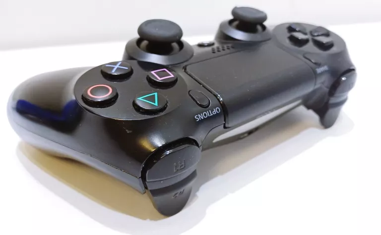 DWA PADY DO PS4 DUALSHOCK - NIEBIESKI I CZARNY PAD