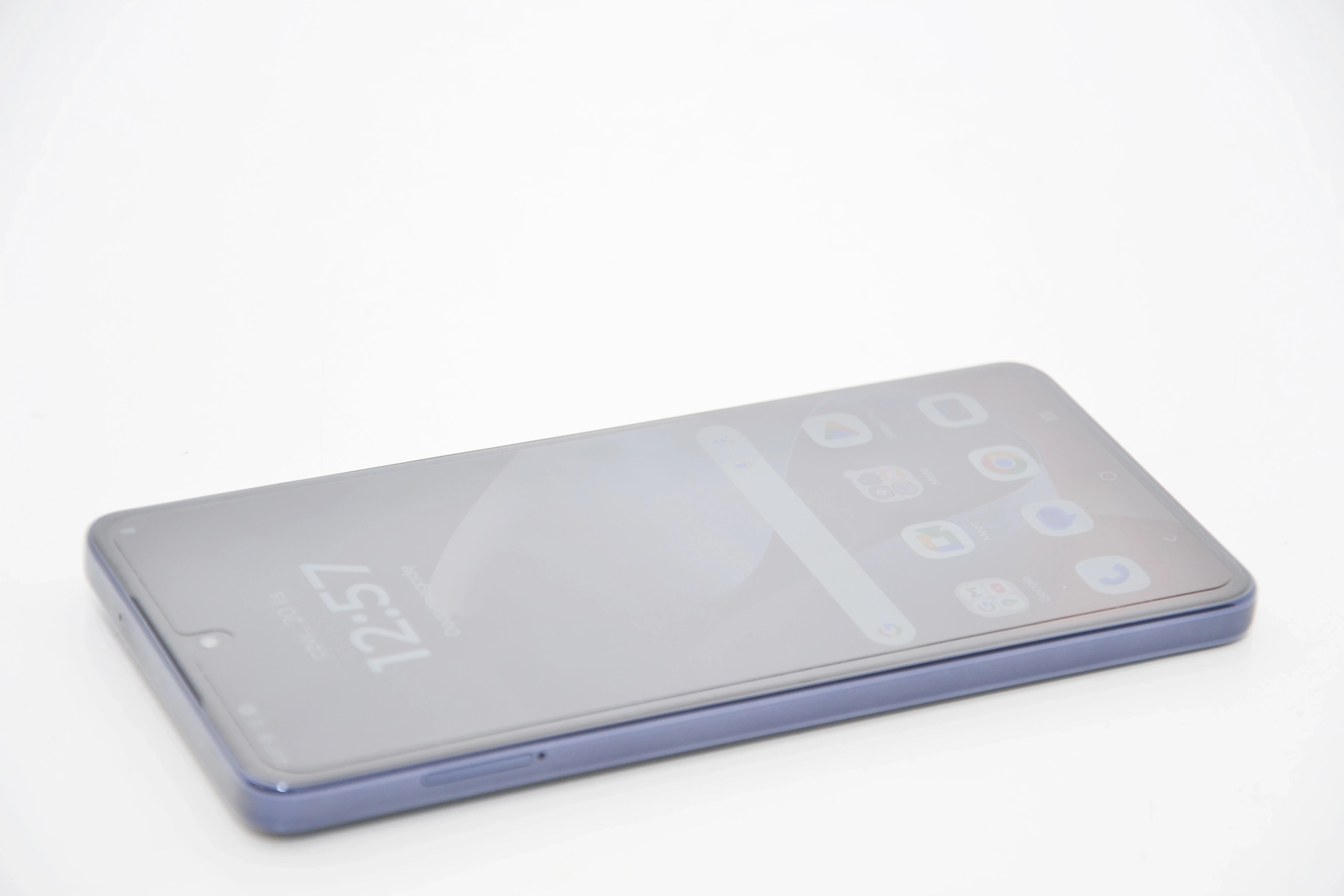 telefon-motorola-moto-g86-power-5g-256gb-przekatna-ekranu-667