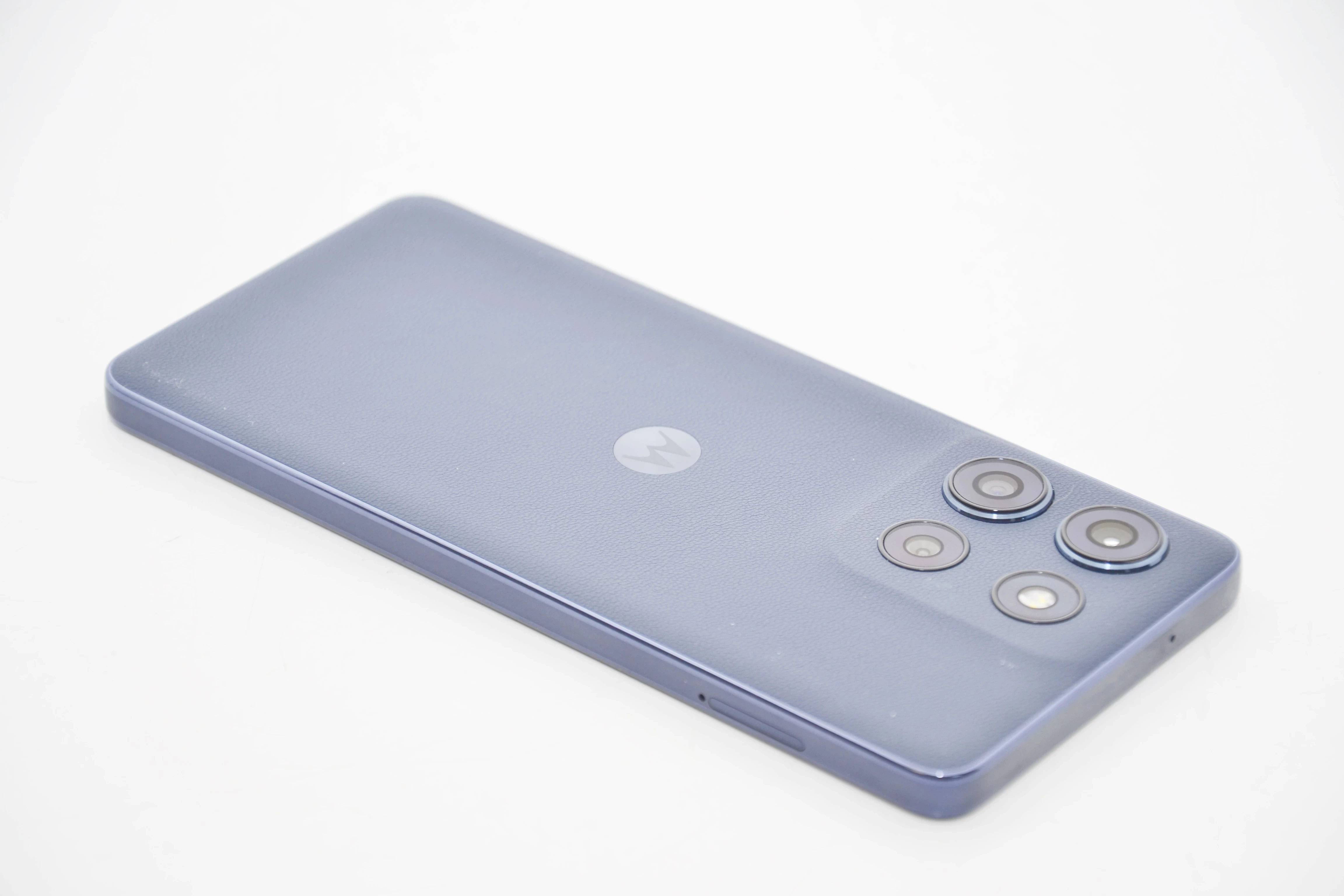 telefon-motorola-moto-g86-power-5g-256gb-wbudowana-pamiec-202869-214185