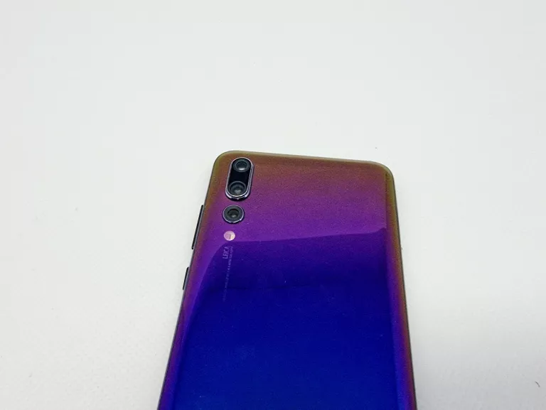 HUAWEI P20 PRO 6 GB / 128 GB DUAL SIM