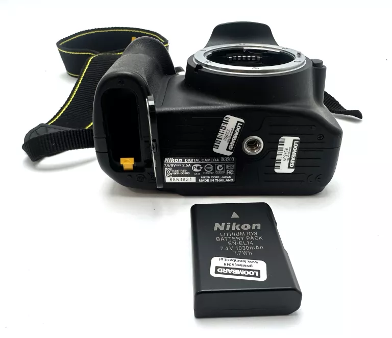 APARAT NIKON D3200