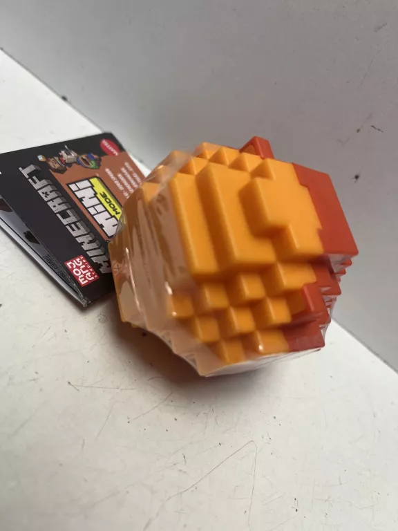 MATTEL MINECRAFT MINI MODE SPAWN EGG WITH MINI FIGURE