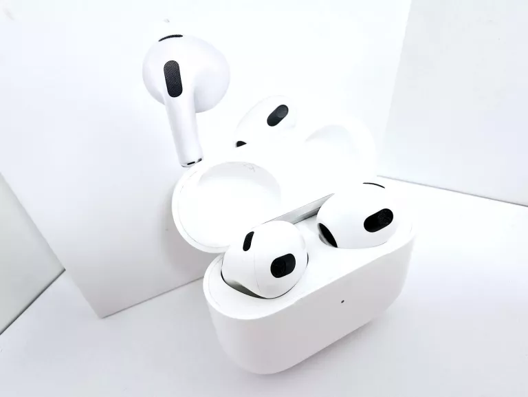 APPLE AIRPODS 3 BIAŁY (MME73ZM/A) ETUI ŁADUJĄCE MAGSAFE