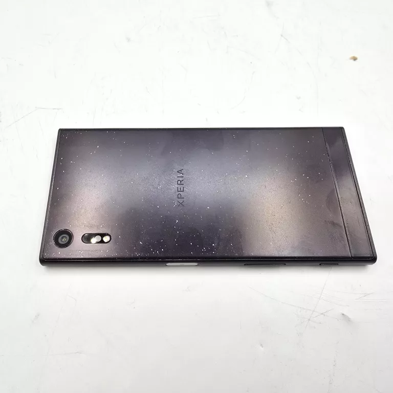 TELEFON SONY XZ F8331 32GB 3RAM