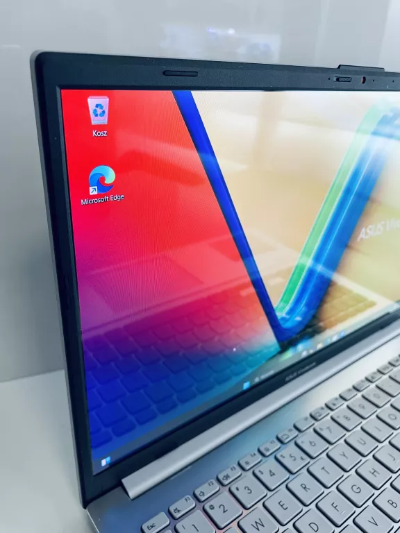 LAPTOP ASUS VIVOBOOK GO E1504FA 15.6" OLED R5-7520U 16GB 512SSD WINDOWS 11