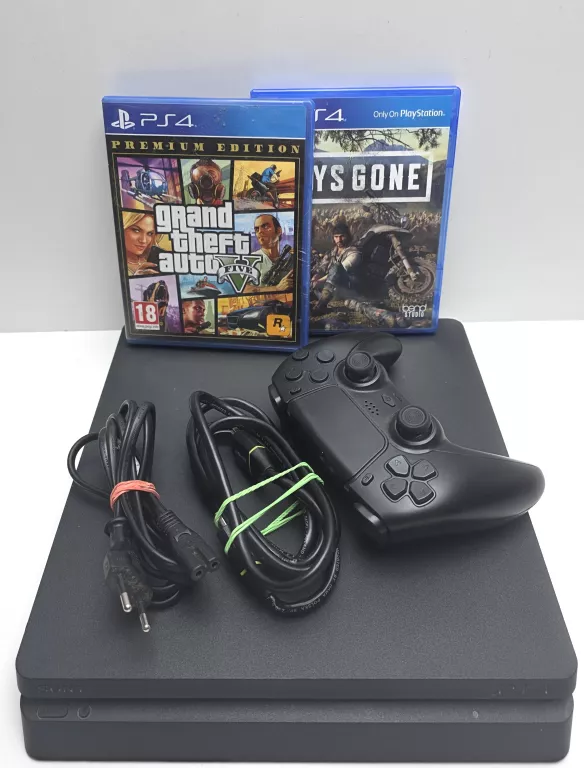KONSOLA PS4 500 GB + GRY