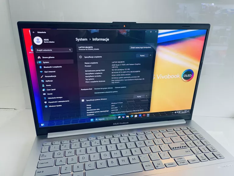 LAPTOP ASUS VIVOBOOK GO E1504FA 15.6" OLED R5-7520U 16GB 512SSD WINDOWS 11
