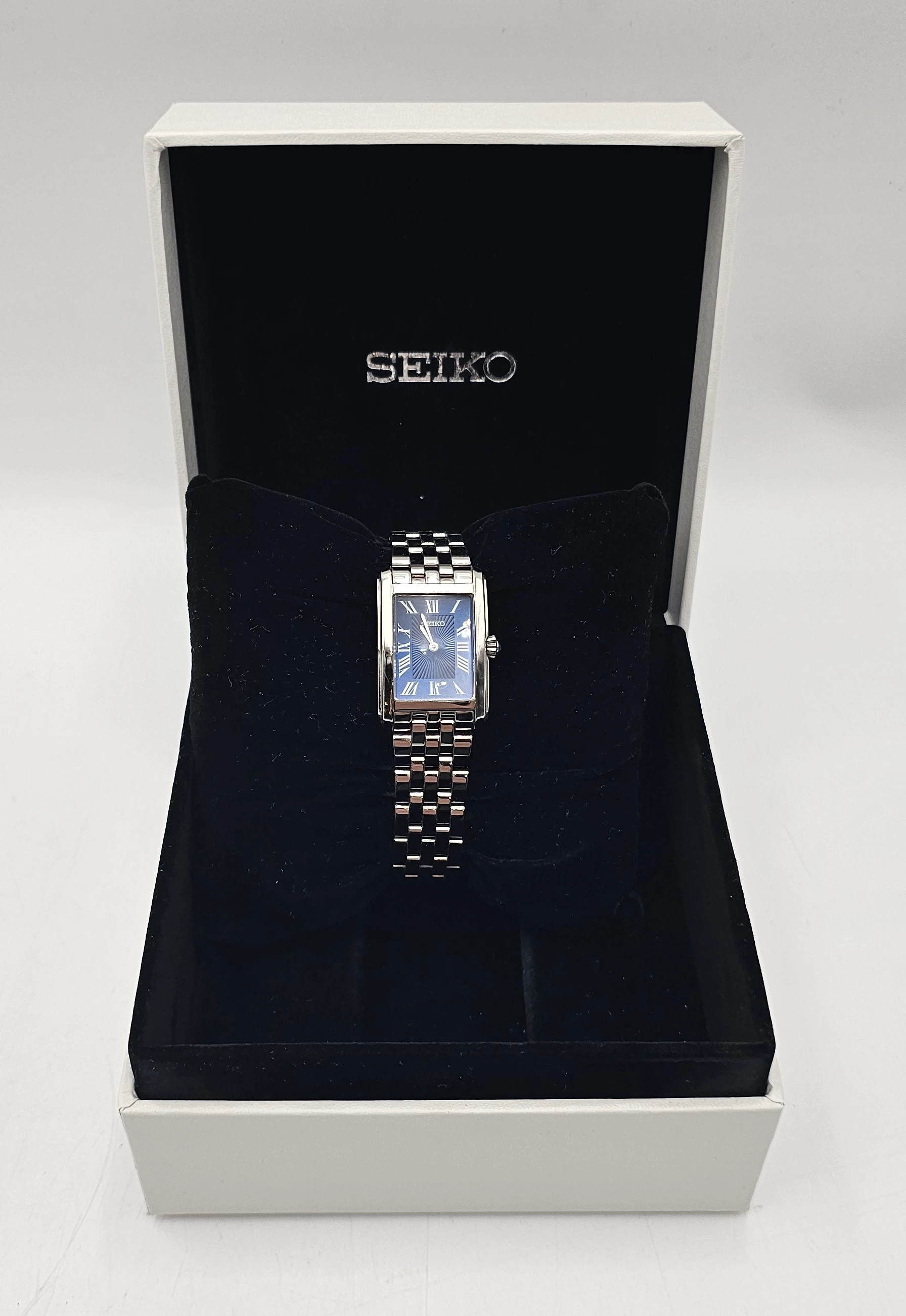 zegarek-damski-seiko-classic-swr085p1-pudelko-ean-gtin-4954628250537