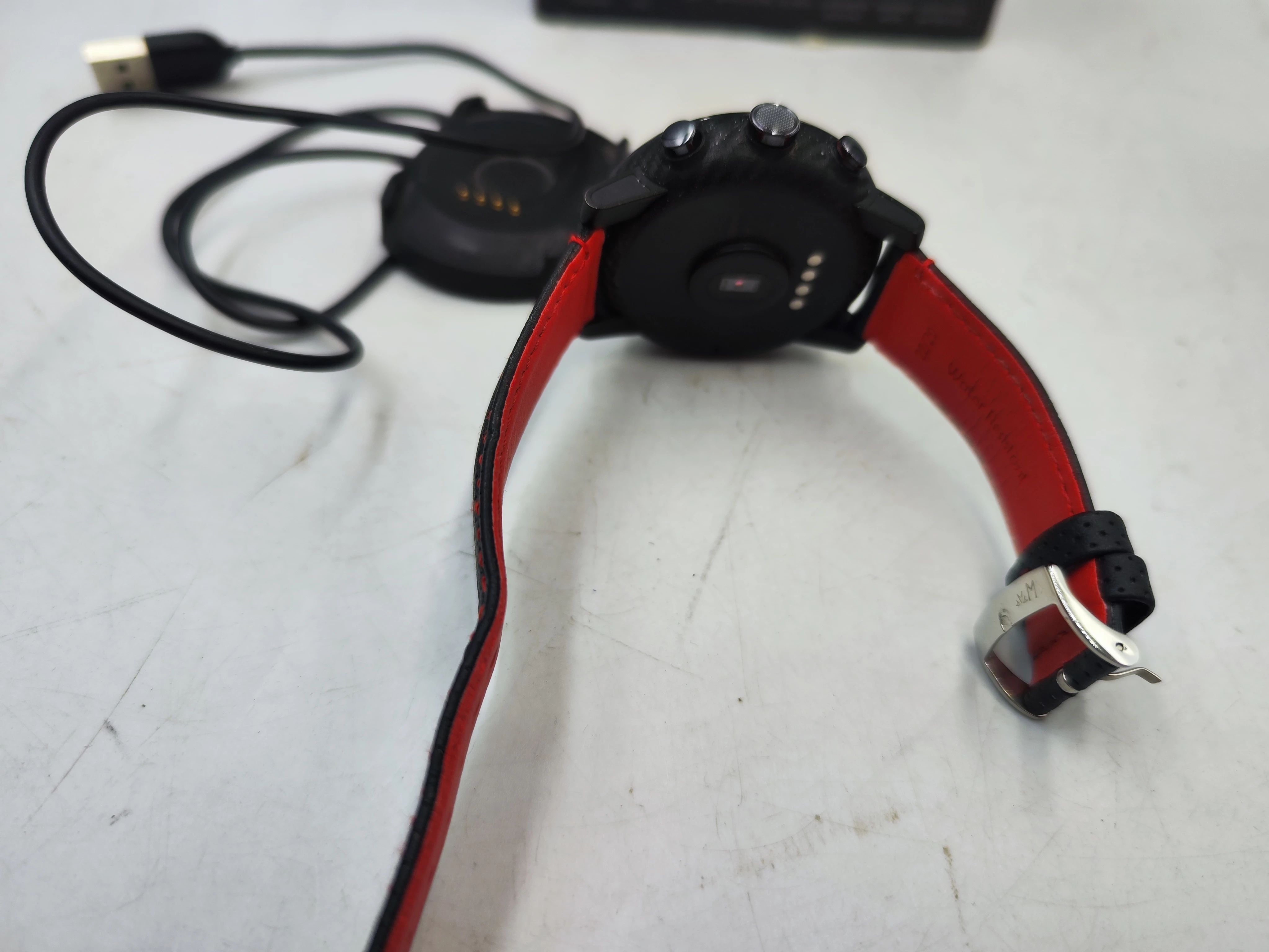 smartwatch-amazfit-stratos-czarny-model-249460-1222631