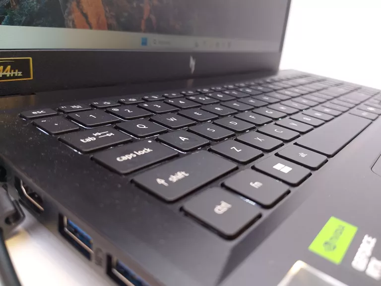 LAPTOP ACER NITRO ANV15-41 KOMPLET