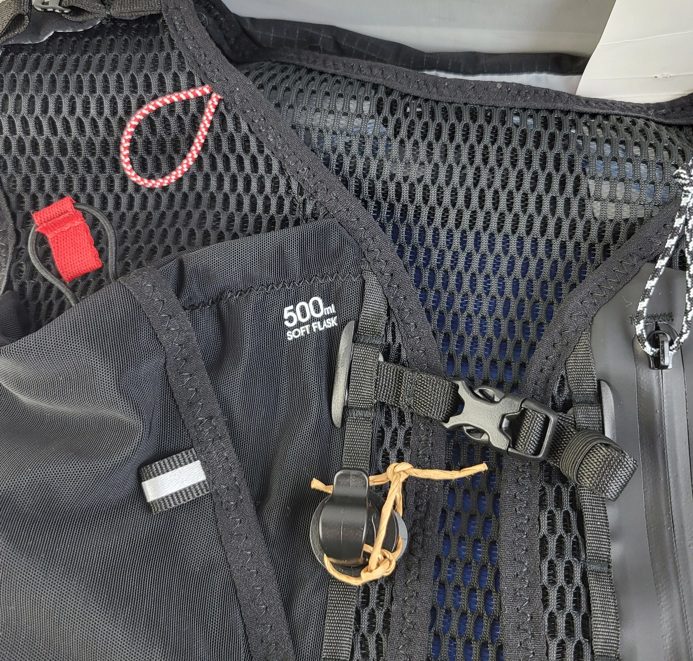 plecak-kamizelka-do-biegania-kiprun-ml-15l-ean-gtin-3608390767021