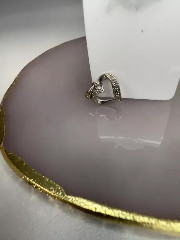 ZŁOTA ZAWIESZKA Z BRYLANTAMI 585 0,67G