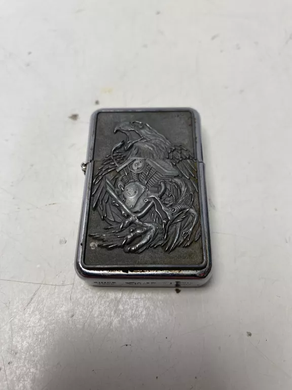 ZAPALNICZKA  BENZYNOWA STAR 903