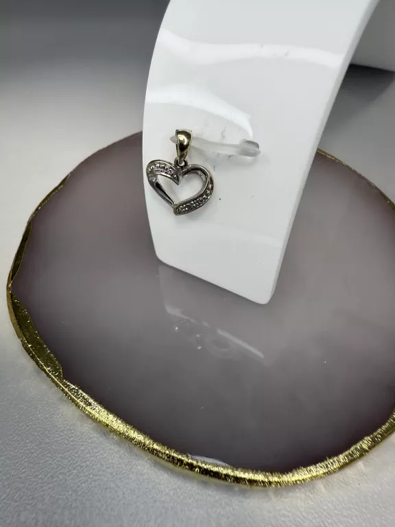 ZŁOTA ZAWIESZKA Z BRYLANTAMI 585 0,67G