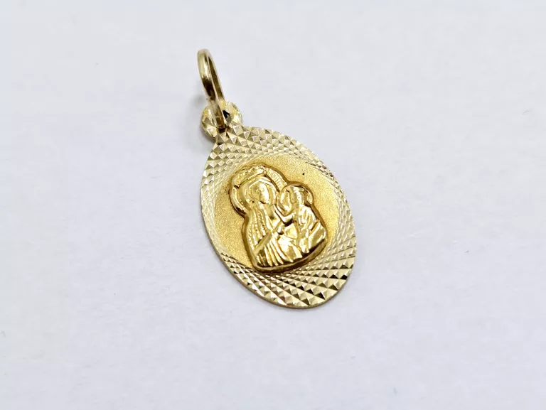 ZŁOTA ZAWIESZKA MATKA BOSKA 585 0,90G