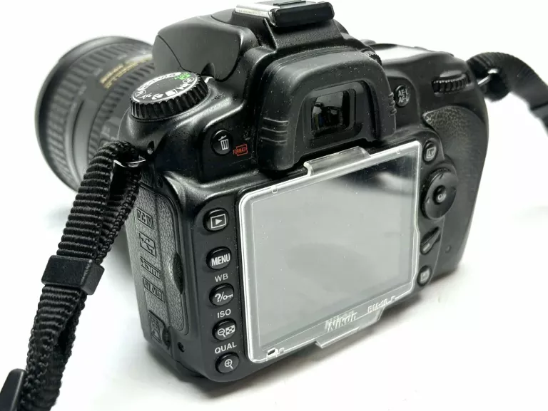 aparat-nikon-d90-z-obiektywem-nikon-af-s-nikkor-18-200mm-135-56-g-ed-rozmiar-matrycy-206882-228774