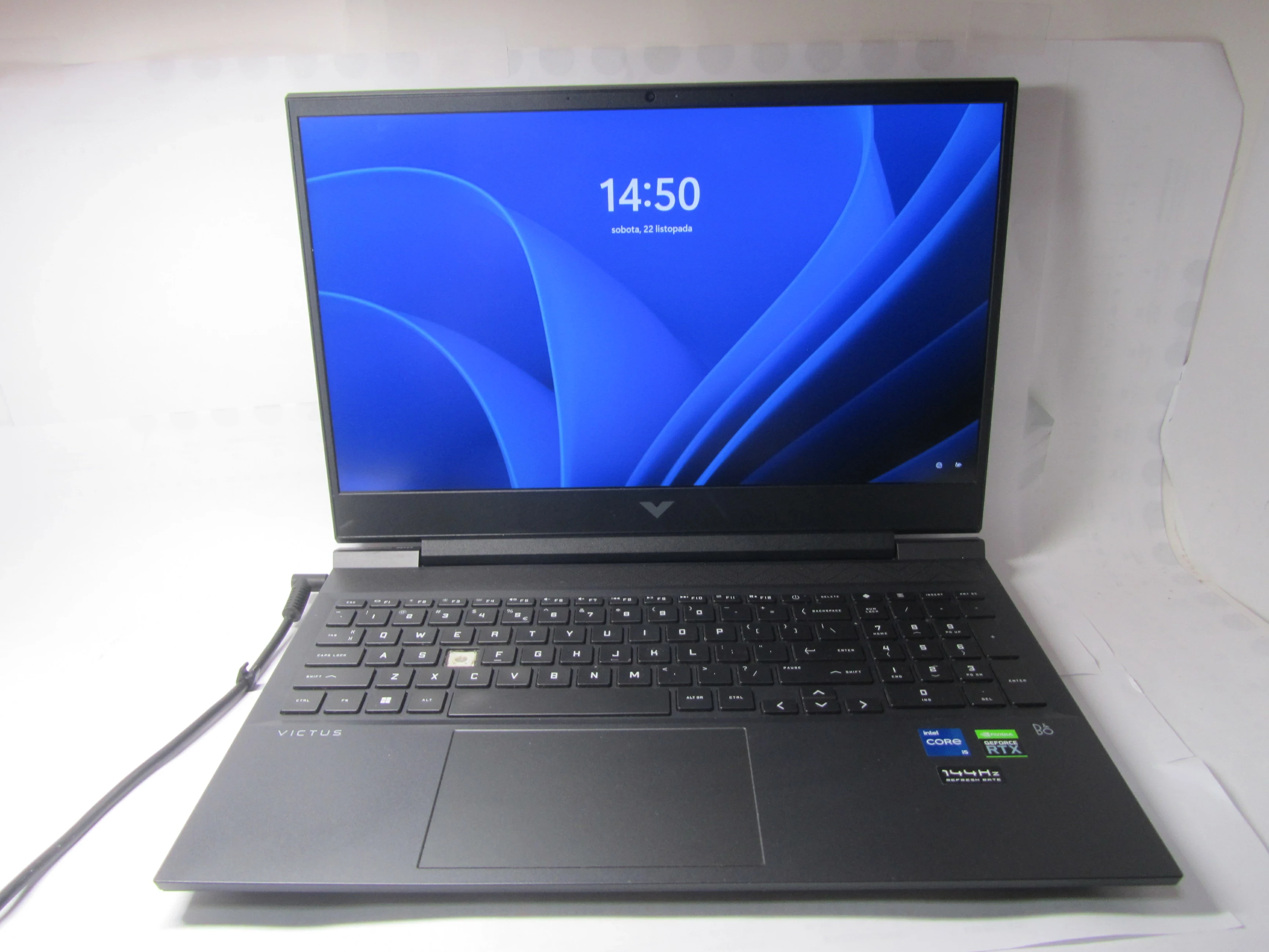 laptop-victus-16-d0243nw-intel-i5-16gb-ram-512ssd-gornoslaska-37a-kalisz-sj