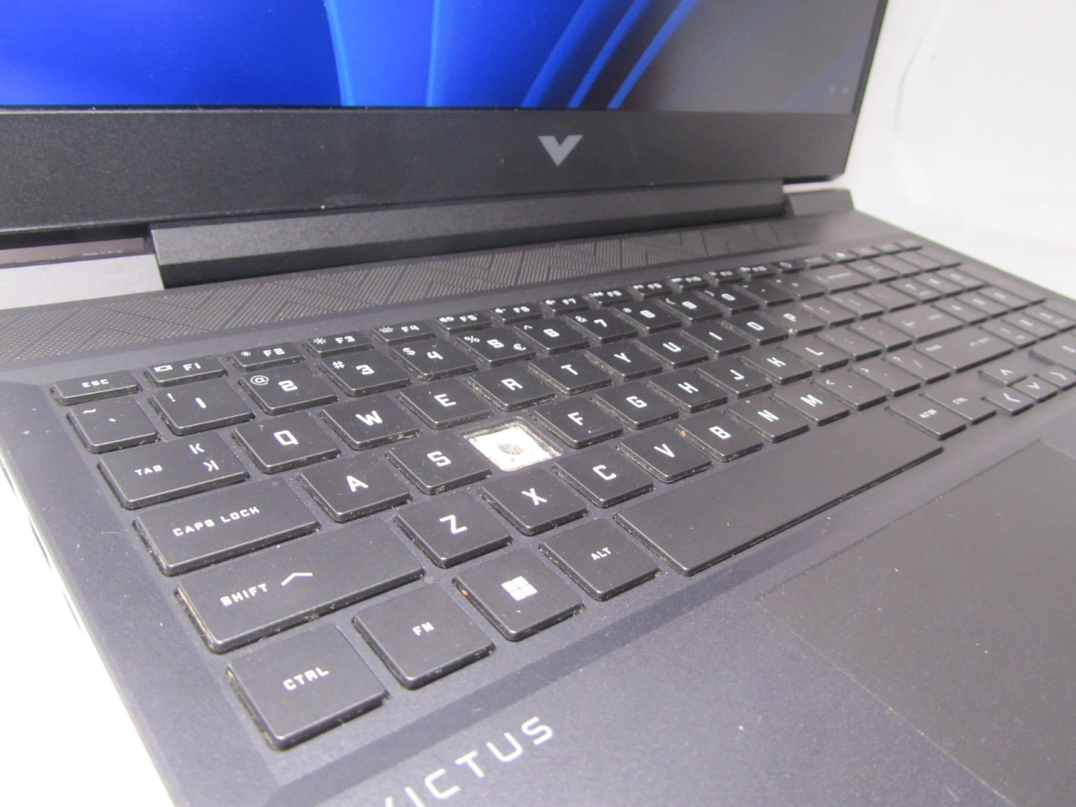 laptop-victus-16-d0243nw-intel-i5-16gb-ram-512ssd-kod-producenta-595s3ea