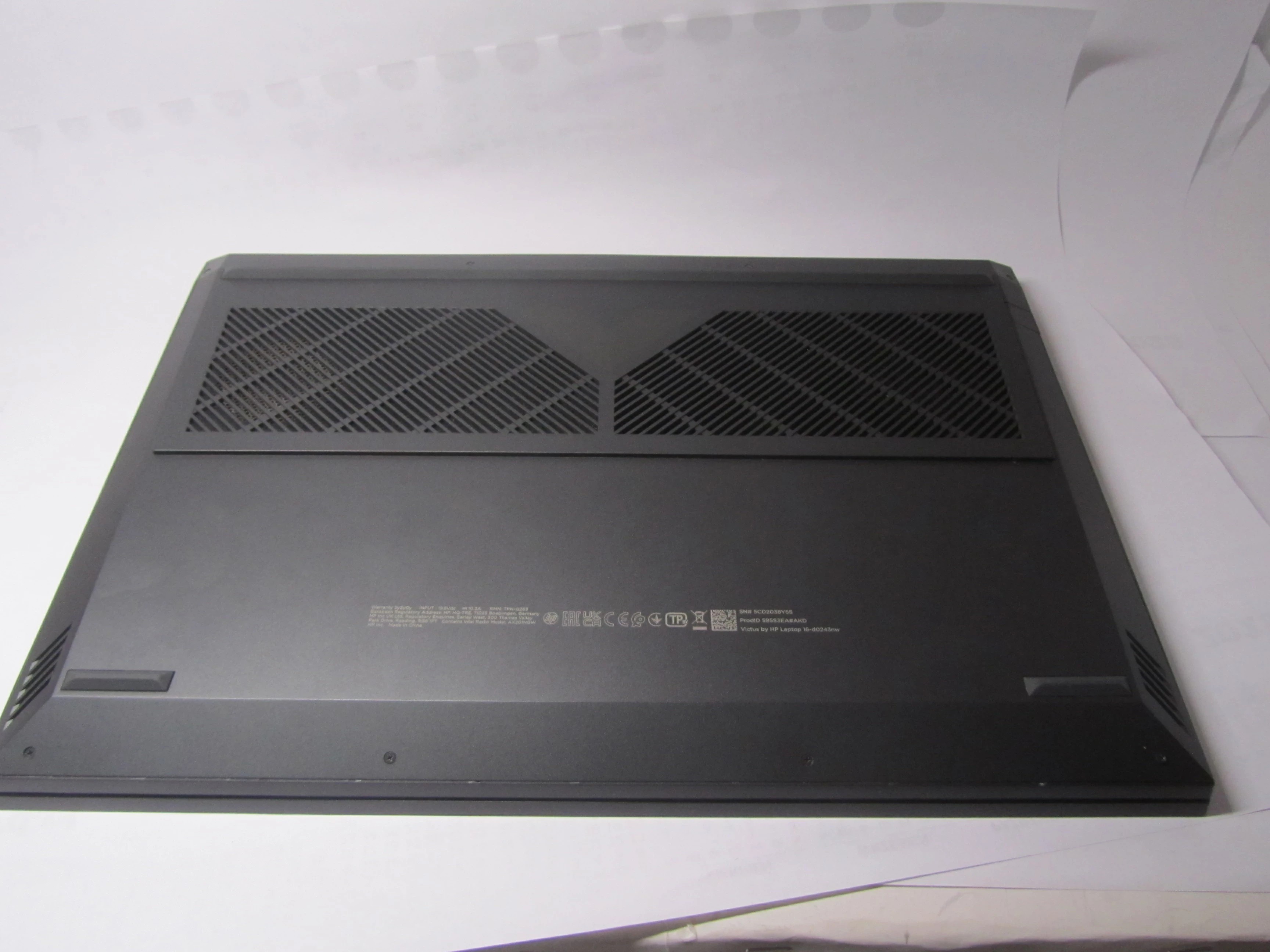 laptop-victus-16-d0243nw-intel-i5-16gb-ram-512ssd-seria-procesora-4366-20