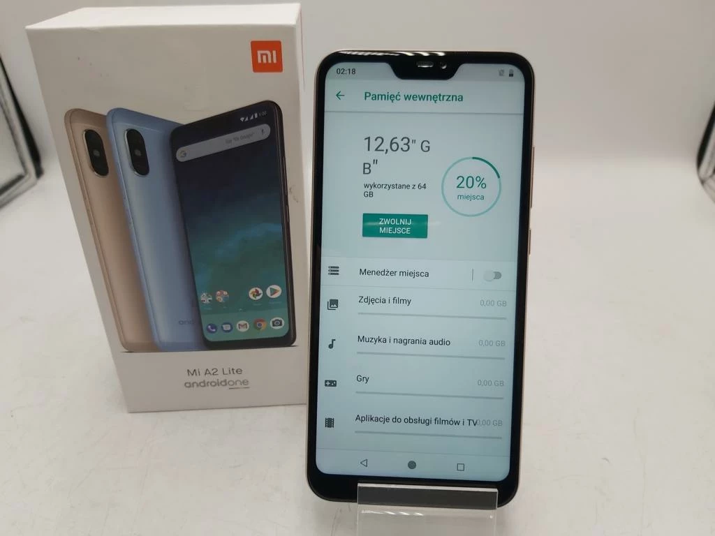 telefon-xiaomi-mi-a2-lite-464gb-dual-sim-system-operacyjny-4388-1