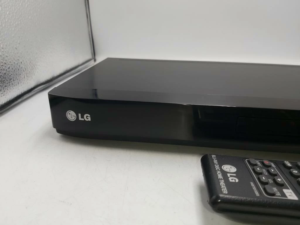odtwarzacz-blu-ray-lg-bd550-z-pilotem-ean-gtin-719192577404