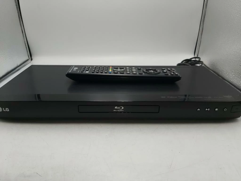 odtwarzacz-blu-ray-lg-bd550-z-pilotem-model-bd550