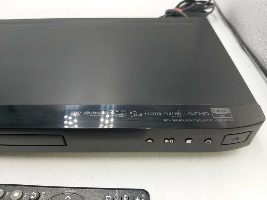odtwarzacz-blu-ray-lg-bd550-z-pilotem-marka-248811-950877