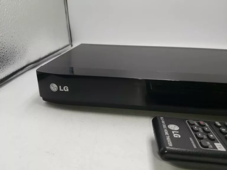 odtwarzacz-blu-ray-lg-bd550-z-pilotem-ean-gtin-719192577404