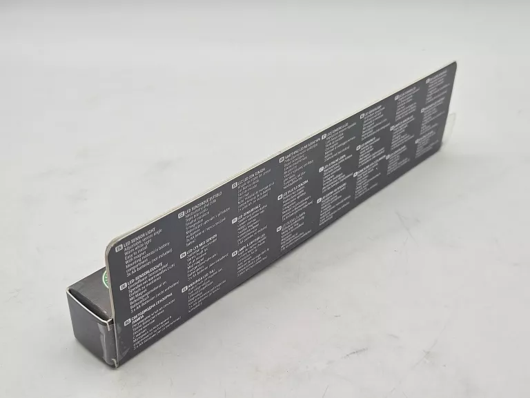 LAMPA DO SZAFY NA MAGNES 5 DIOD LED ZAS. BATERYJNE CZUJNIK RUCHU CZARNA