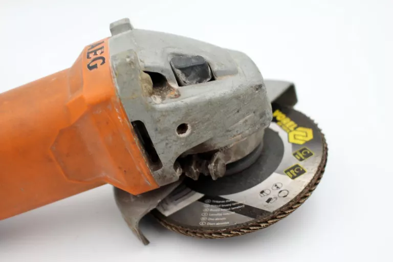 SZLIFIERKA KĄTOWA AEG WS 8-125SK 800W 125MM