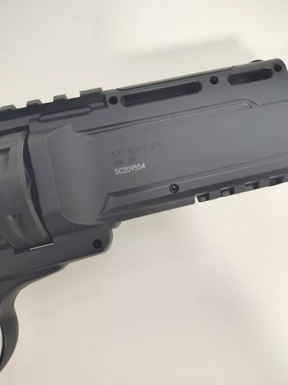 PISTOLET NA KULKI UMAREX PLUS KULKI